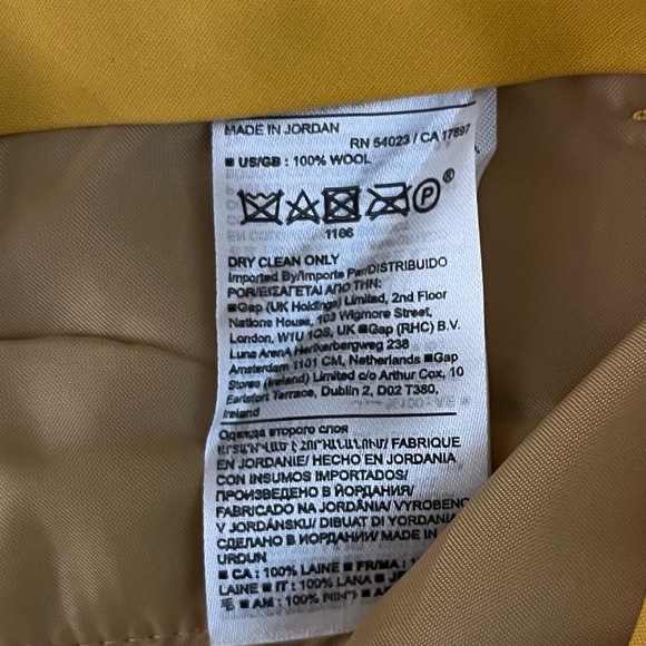 Banana Republic Pants - Picture 14 of 14